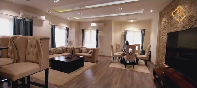 شقة 250م للبيع بالمهندسين مفروشة بالكامل بالأثاث والأجهزة وغرفة ماستر