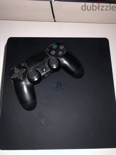 PS4 للبيع بلايستيشن ٤