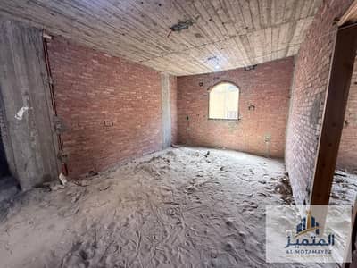 شقه للبيع - مدينة العبور الحي التاسع - موقع مميز جداا بالقرب من جميع الخدمات وامام كمبوند دار مصر