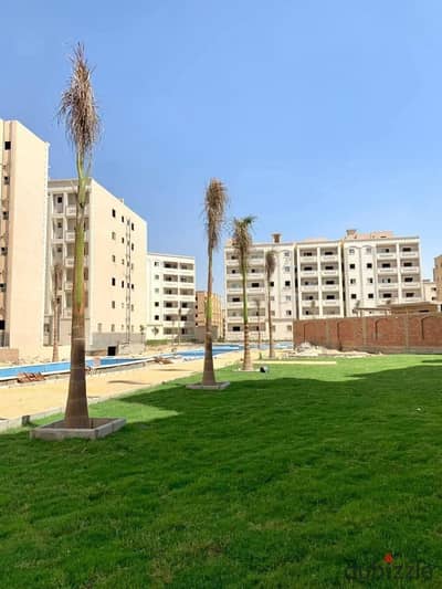 شقة 100 م للبيع متشطبة جاهزة للسكن