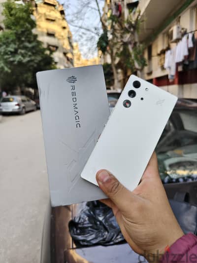 RedMagic 10 Pro 256/12 كسر زيرو بكل مشتملاته معفي ضريبه حاله ممتازه