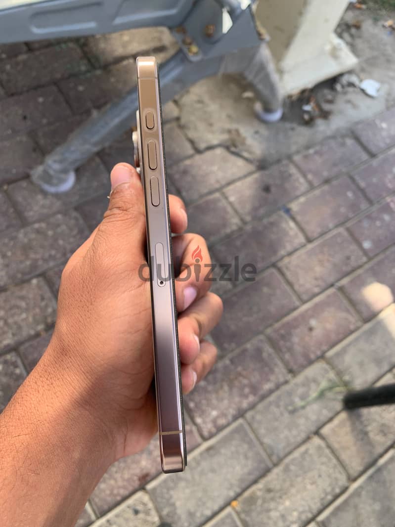 Apple - iPhone 16 Pro Max 2