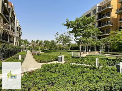 Directly on Main Park Penthouse 290m + 100m Roof for Sale in Eastown SODIC New Cairo