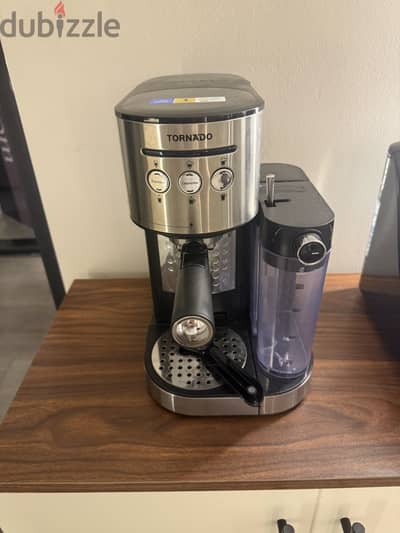 Coffee machine استخدام شهرين