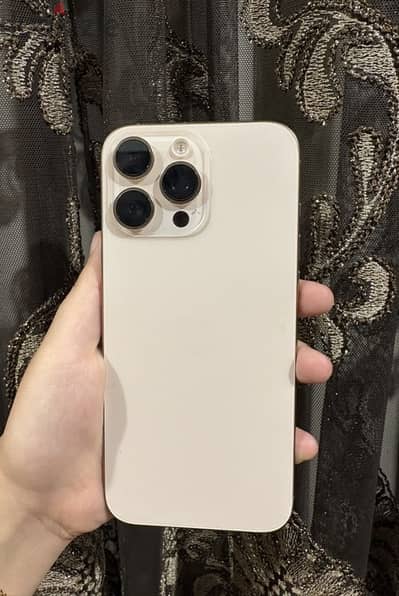 Apple - iPhone 16 Pro Max