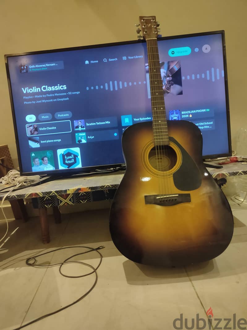Guitare YAMAHA F310 2