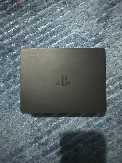 Sony PlayStation 4 Slim (PS4 Slim) console