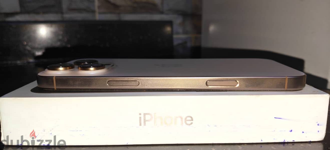 Apple - iPhone 16 Pro Max 4