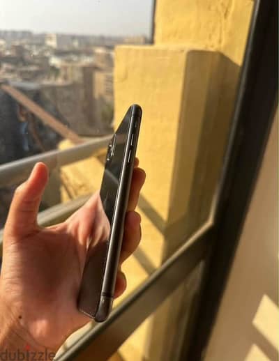 Apple - iPhone 11