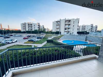 VIP hotel apartment for rent in the most prestigious compound in Sheikh Zayed
