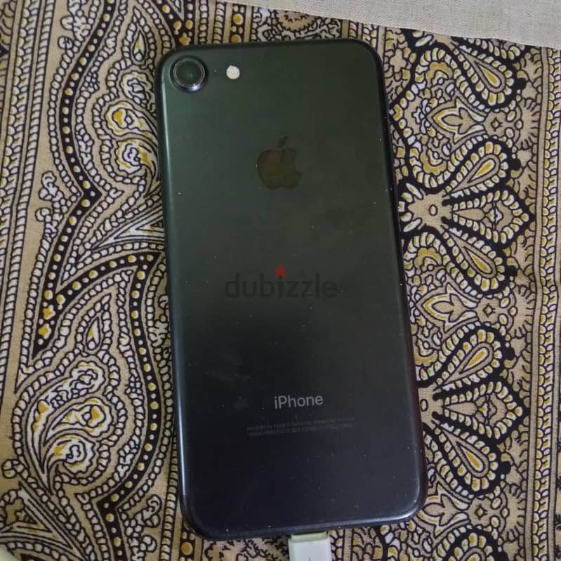 Apple - iPhone 7 1