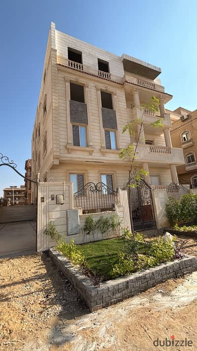Apartment in West Sumid, area of 300 meters, in the best nearby locations