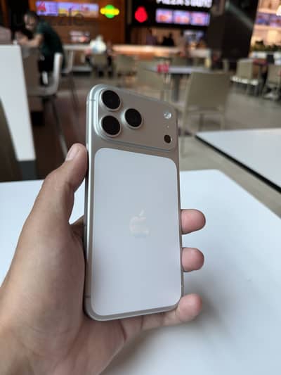 Apple - iPhone 17 Pro Max