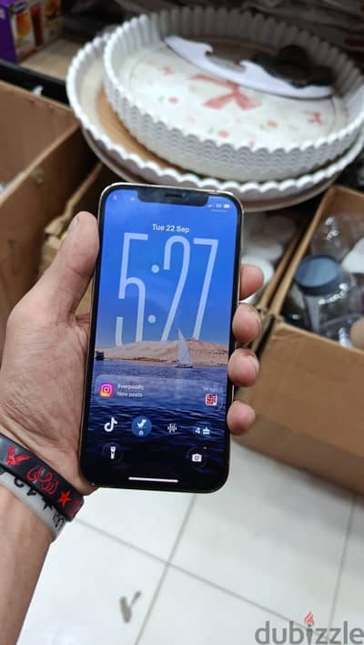 آبل - آيفون 12 برو
