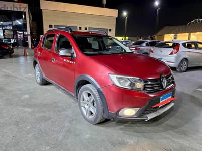 Renault Sandero Stepway 2014