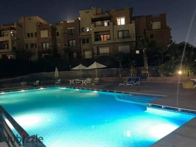 للإيجار في بيفرلي هيلز كمبوند كازا | غرفة فندقية أول سكن مفروشة بالكامل | فيو جولف الجريا | متاح يومي وشهري.