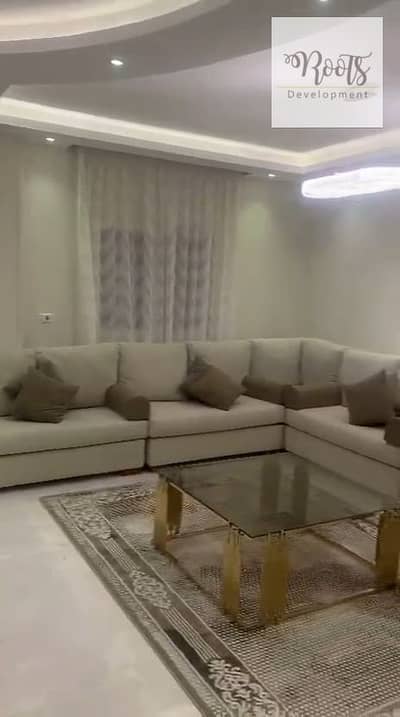 للايجار شقة مفروشة بالكامل بموقع مميز علي بعد دقيقة من اركان في زايد هايتس 6 أكتوبر For Rent Fully Furnished Apartment, in Zayed Heights,October.