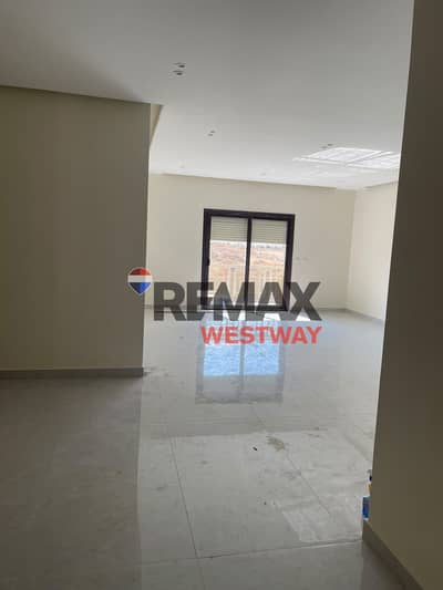 Apartment for rent in Green 5 - North Extensions  شقة للايجار في جرين ٥ - التوسعات الشمالية