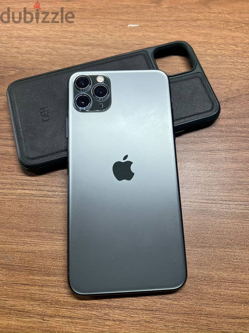 Apple - iPhone 11 Pro Max 7