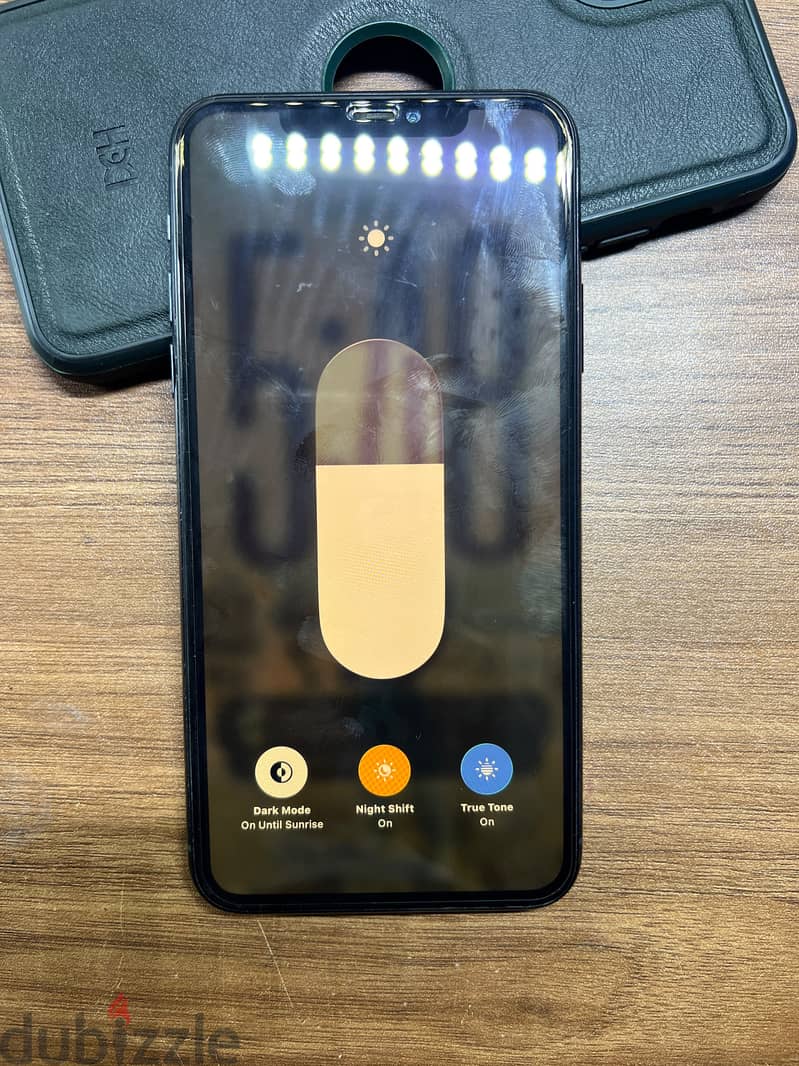 Apple - iPhone 11 Pro Max 12