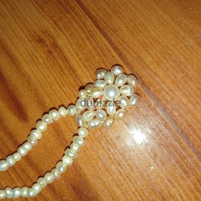 عقد لولى حر