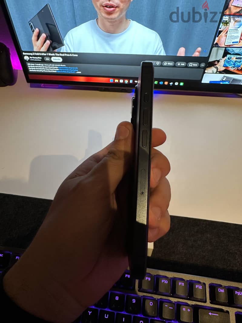 Apple - iPhone 15 Pro 2