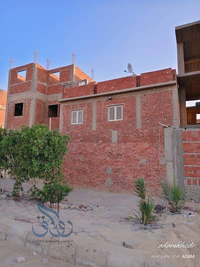 Ali's house with an area of 150 meters with 80 meters of buildings over two floors and a garden left