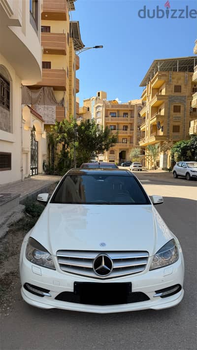 مرسيدس بنز سي 180 2011