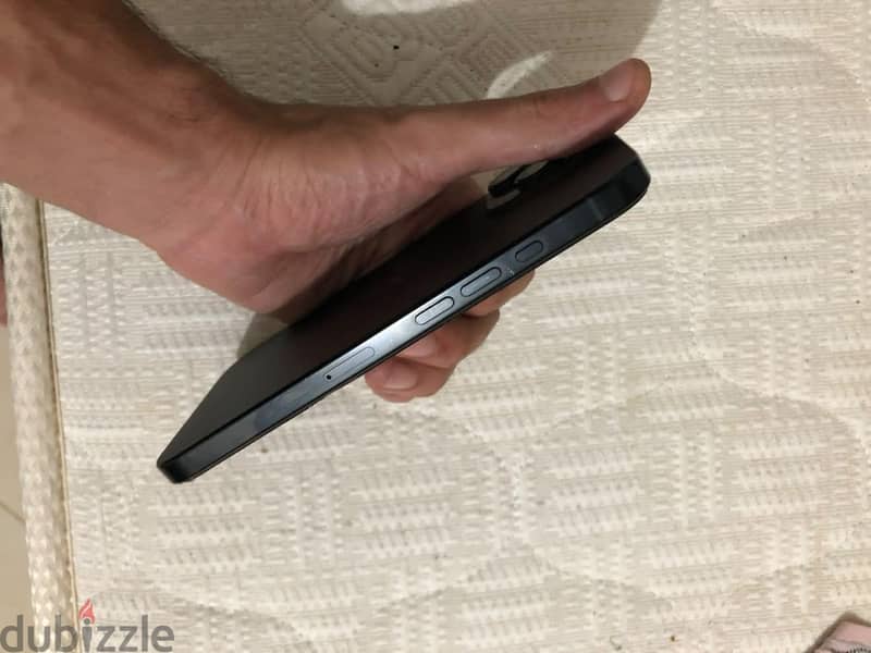 Apple - iPhone 16 Pro Max 1