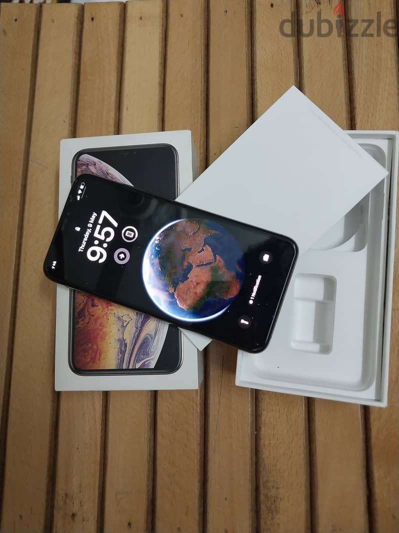 Apple - iPhone XS Max 1