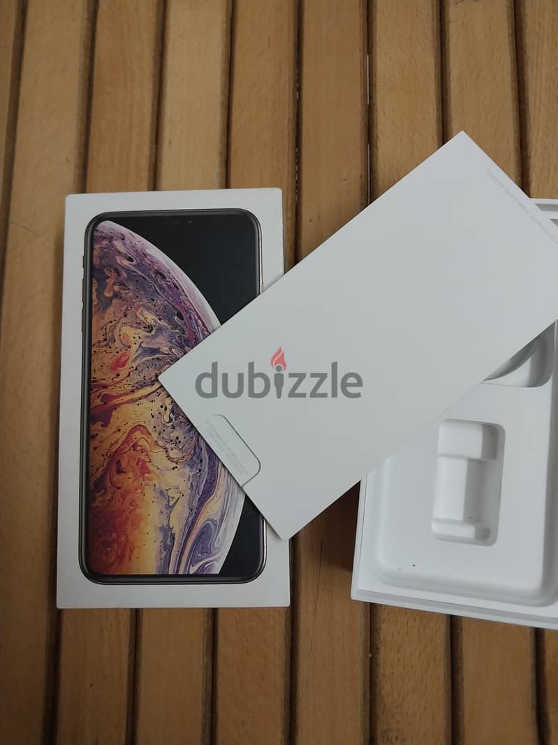 Apple - iPhone XS Max 2