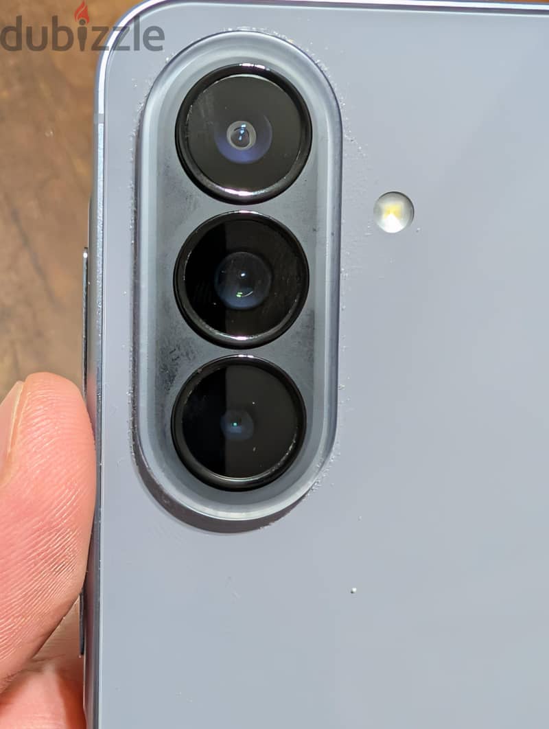 Samsung A57 5