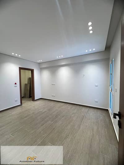 ready to move Green City Compound, October Gardens near Mall of Egypt and Al-Wahat Road with an 8-year installment plan