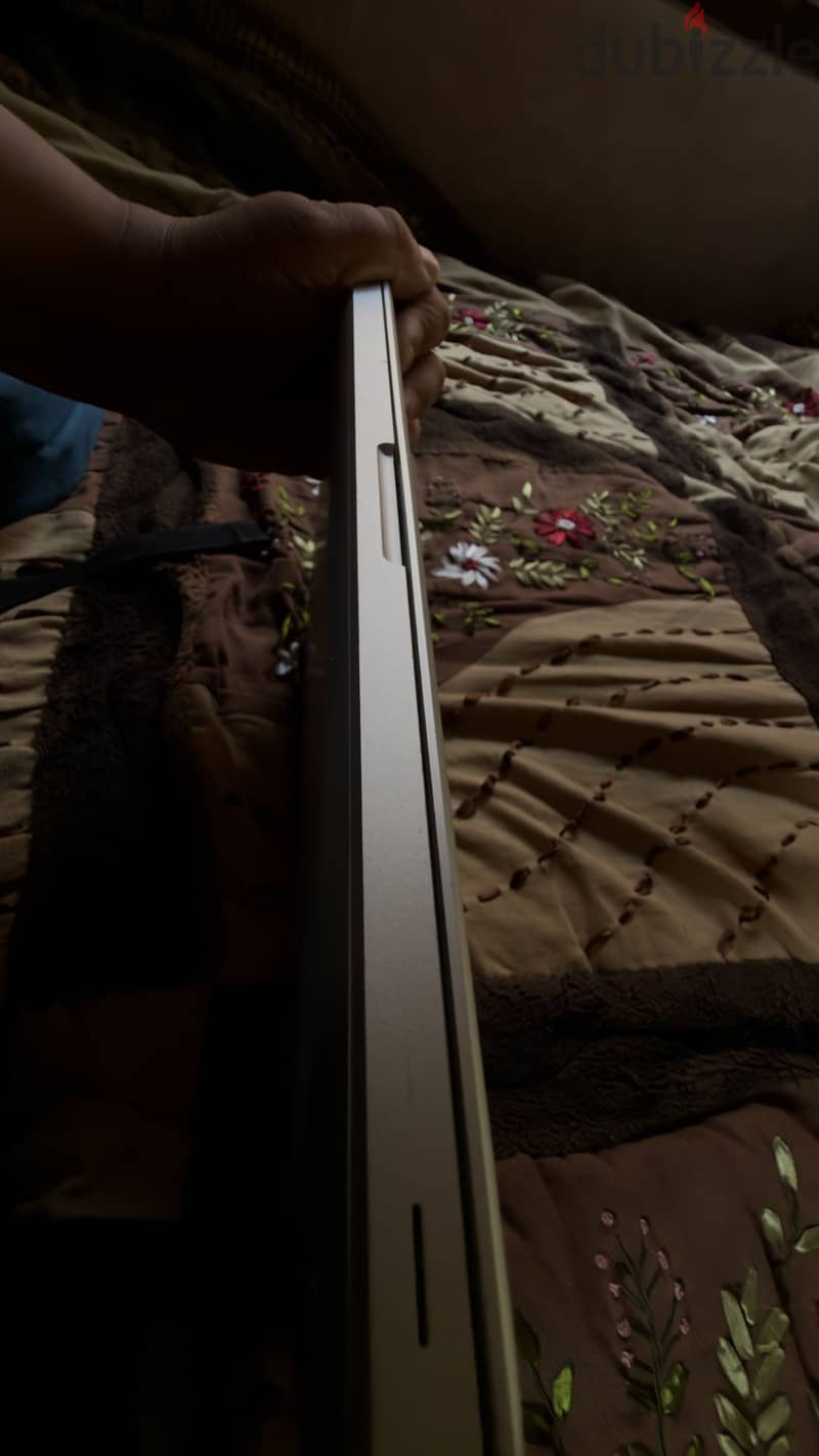 Macbook . Core i7  model:2012 2