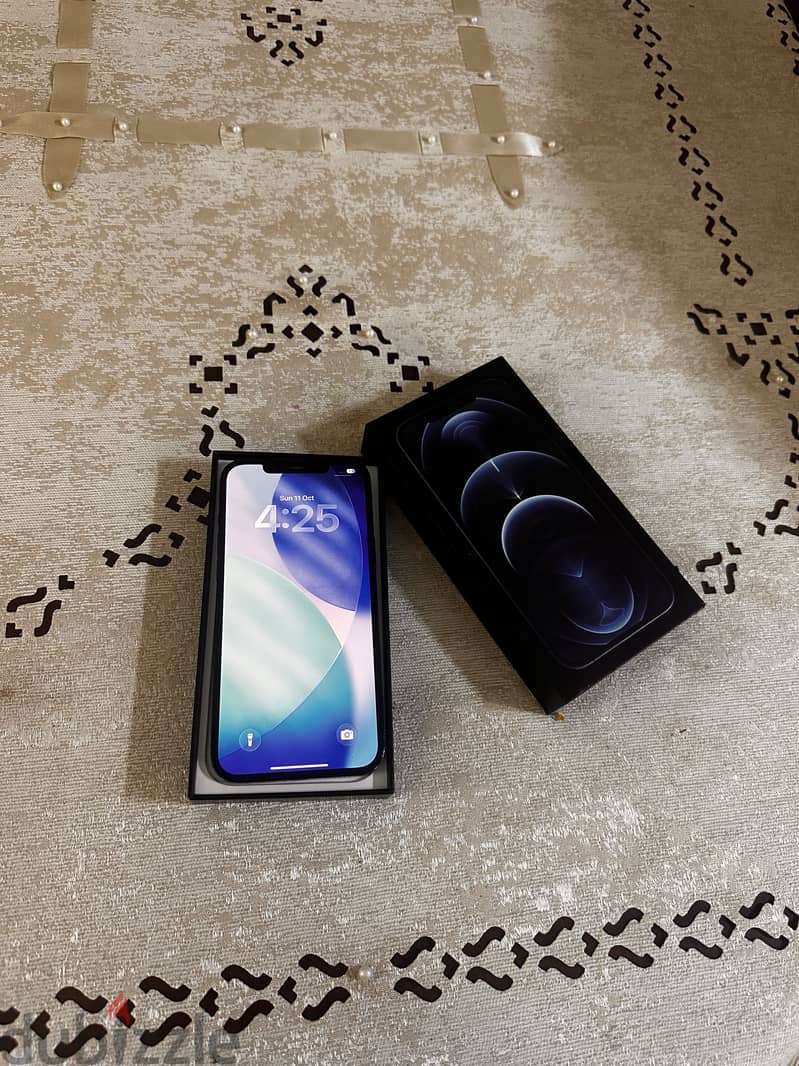 iPhone 12 pro max 3