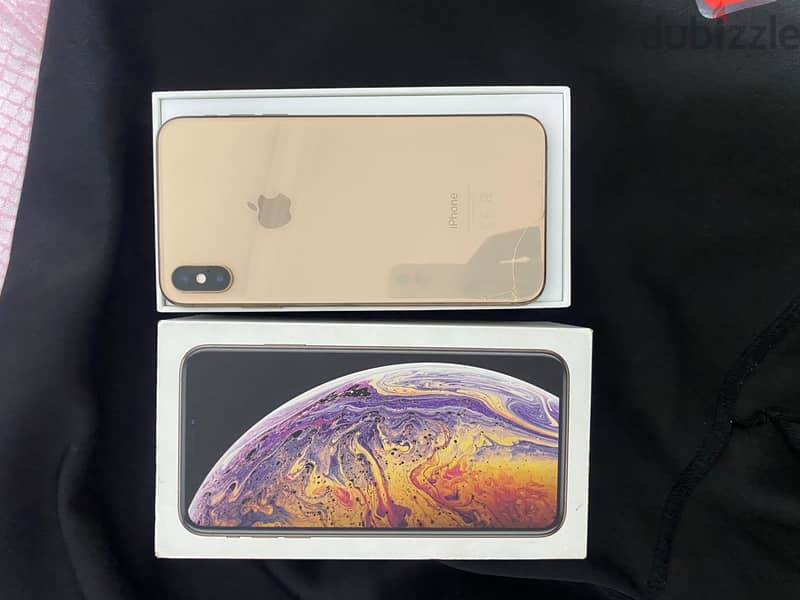 Apple - iPhone XS Max 1