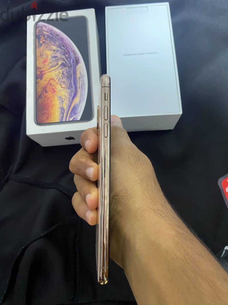 Apple - iPhone XS Max 2