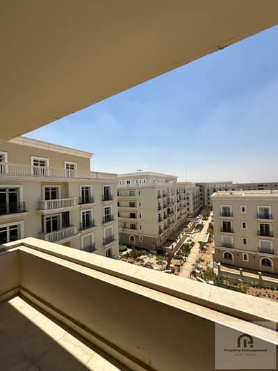 Apartment for sale in Hyde park compound
