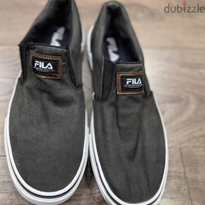 ماركه. Fila مقاس ٤٥. استخدام