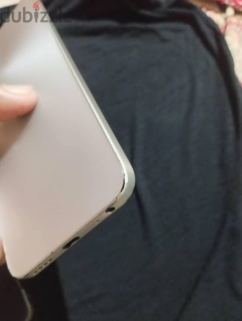 INFINIX HOT60i4G 6