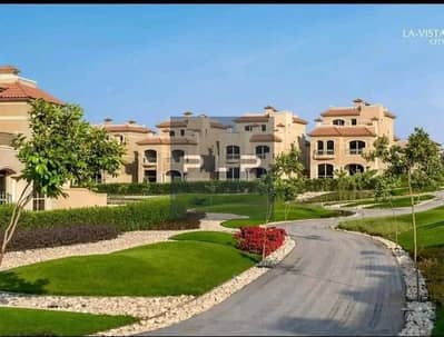villa stanalone corner ready to move super prime location direct view pool  for sale in lavista city Compound, New Administrative Capital.