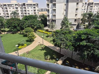 116 sqm Apartment for Rent in Madinaty B10 | Wide Garden View