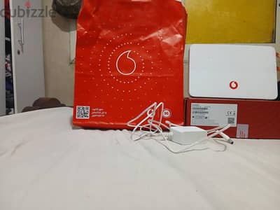 راوتر هوائي فودافون 4G هواوي بحالة الزيرو بالكرتونة وكل مشتملاته
