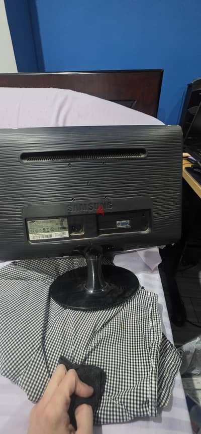 شاشة سامسونج سينك ماستر B2030N
