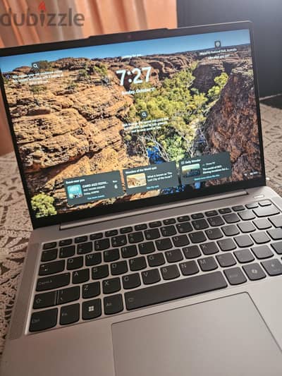 Lenovo IdeaPad Slim 5 كسر زيرو بالكرتونة