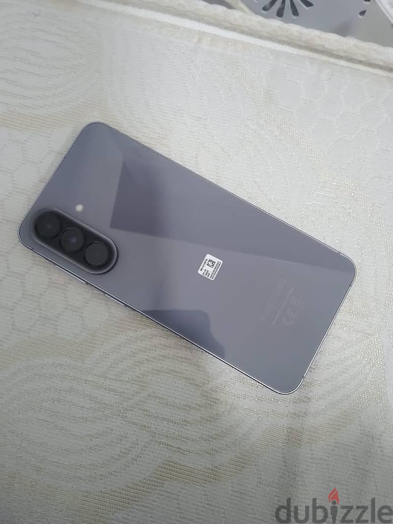 Samsung A57 6