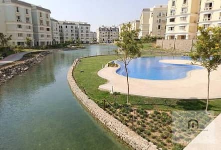 اي فيلا رووف للايجار في مونتن فيو هايد بارك القاهره الجديده