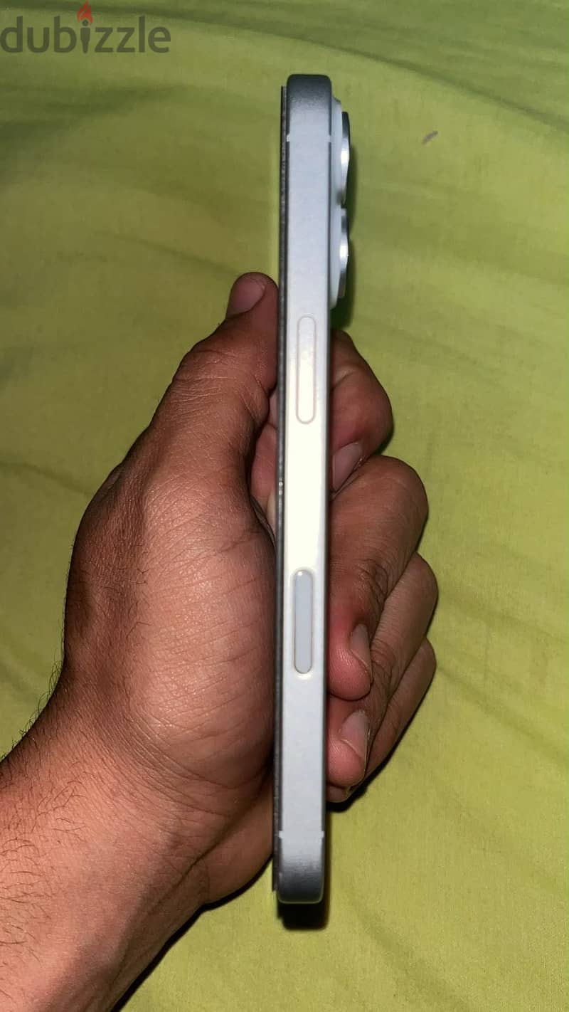 Apple - iPhone 17 5