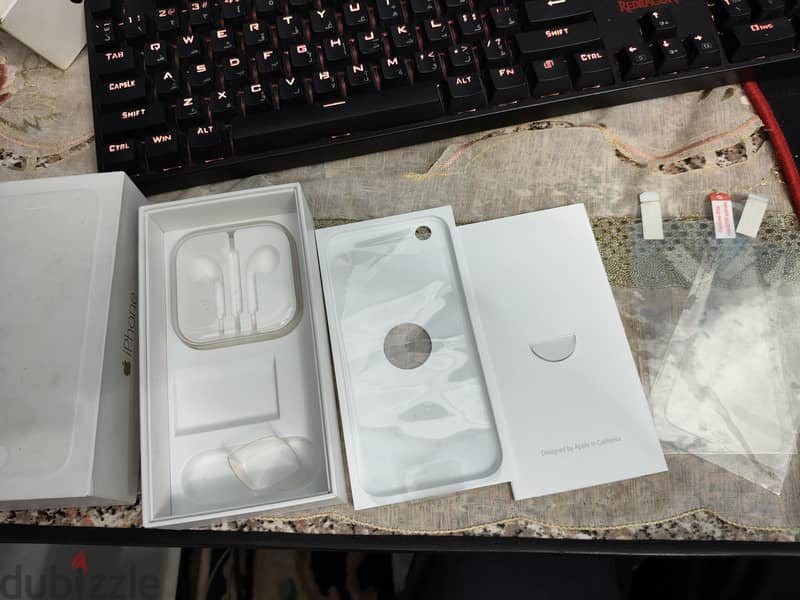 Apple - iPhone 6 5