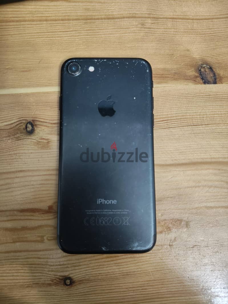Apple - iPhone 7 4